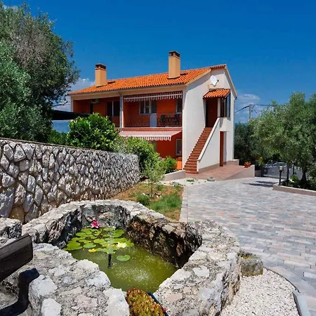 In Vrbnik/insel Krk 36851 Vrbnik (Primorje-Gorski Kotar)
