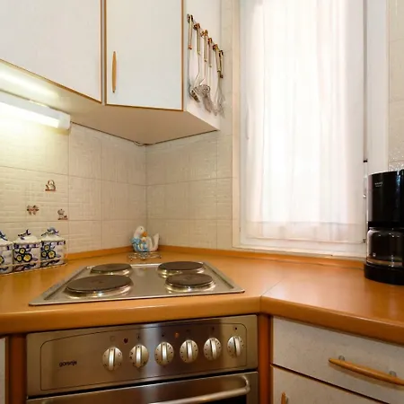 Apartment In Vrbnik/insel Krk 36851
